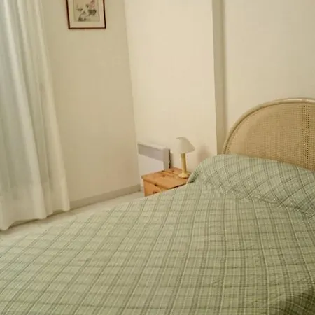Apartment D'une A Avec Magnifique Vue Sur La Ville Jardin Clos Et Wifi A 3 Km De La Plage