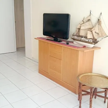 Apartament D'une A Avec Magnifique Vue Sur La Ville Jardin Clos Et Wifi A 3 Km De La Plage *